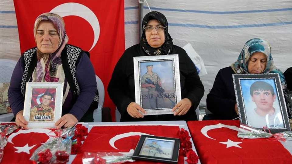 The number of protesting families has been growing, as they demand the return of their children, who, they say, were deceived and kidnapped by PKK terrorists.
