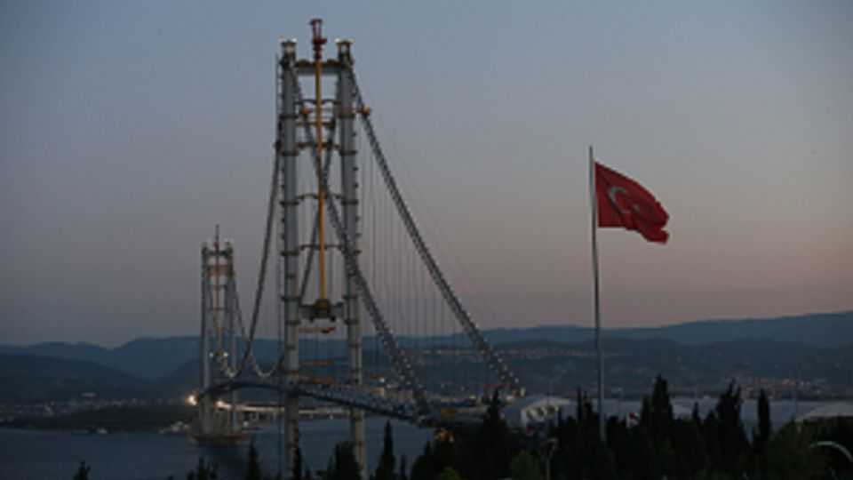  General view of the Izmit Bay Bridge is seen on April 21, 2016. 