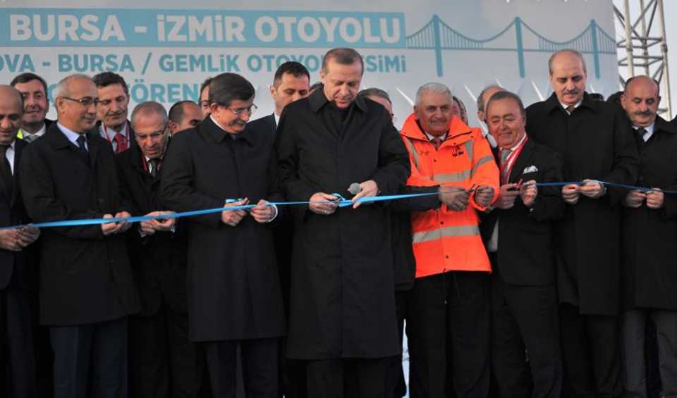 Turkish President Recep Tayyip Erdogan and Prime Minister Ahmet Davutoglu attends opening ceremony of new Izmit Bay Bridge on April 21, 2016. 