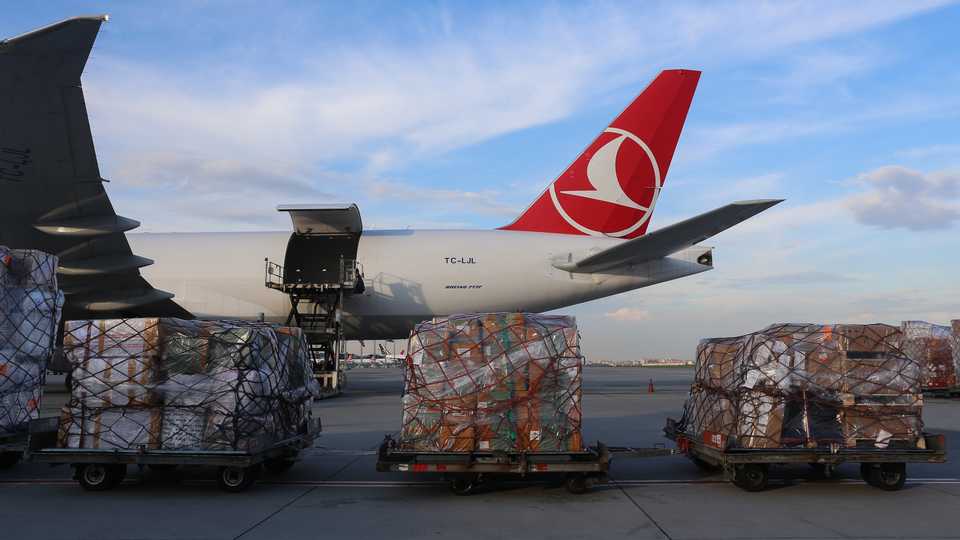 The medical supplies being loaded to a plane in Turkey's city of Istanbul include 40,000 diagnostic kits, 100,000 N95 mask, 40,000 suits, 100,000 gloves, 20,000 safety goggles, 2,000 litres of disinfectant, 20,000 nasal oxygen cannulas, 2,000 oxygen masks and 4 PCR equiment.