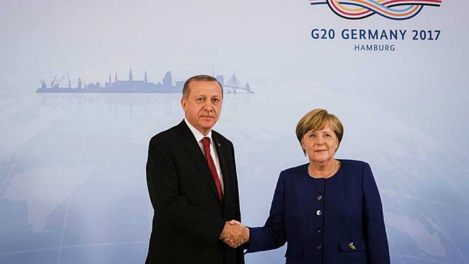 Turkey's President Recep Tayyip Erdogan met German Chancellor Angela Merkel ahead of the G20 summit.
