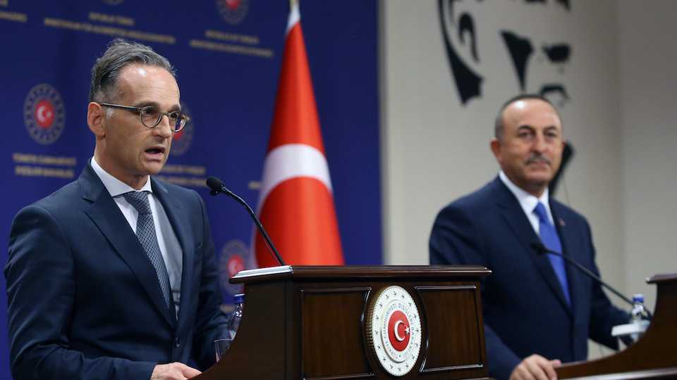 German Foreign Affairs Minister Heiko Maas (L) and Turkish Foreign Affairs Minister Mevlut Cavusoglu hold a joint press conference following their meeting at the Turkish Foreign Ministry in Ankara on August 25, 2020.