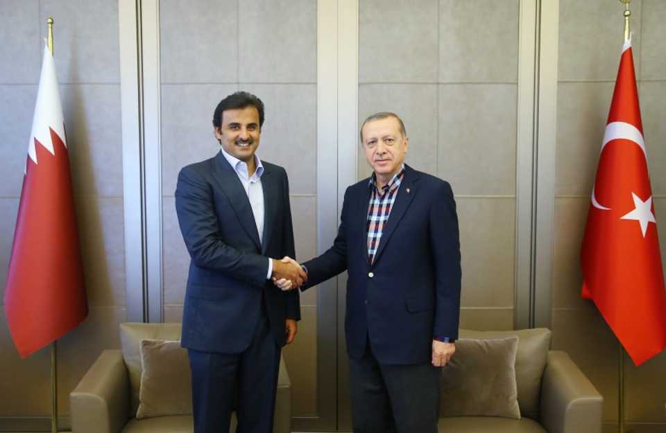 Turkish President Recep Tayyip Erdogan with Emir of Qatar Sheikh Tamim bin Hamad bin Khalifa Al Thani. File photo 
