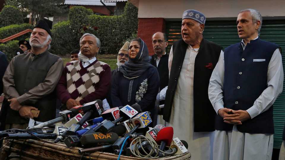 (L to R) Awami National Conference leader Muzaffar Shah, Communist Party of India leader Mohammed Yousuf Tarigami, Jammu and Kashmir former chief minister Mehbooba Mufti and Peoples Democratic Party President Farooq Abdullah and his son Omar in Srinagar, October 15, 2020.