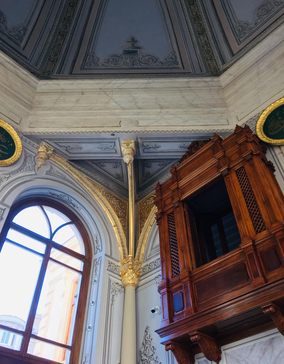 A compartment in the mosque that would have been reserved for royalty.