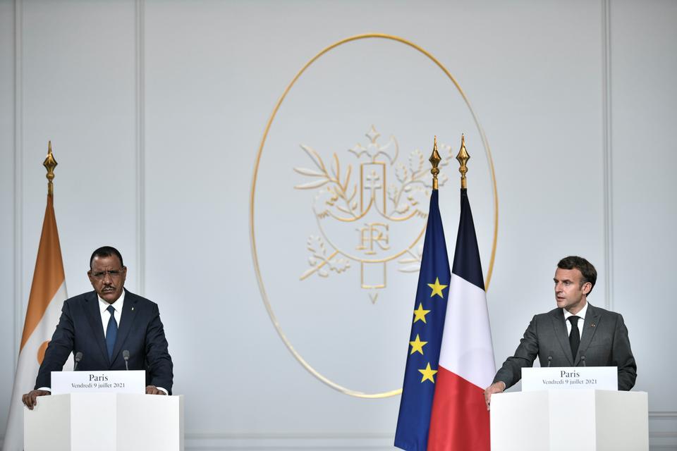 French President Emmanuel Macron and Niger's President Mohamed Bazoum deliver a speech during a news conference at the Elysee presidential Palace in Paris, France July 9, 2021