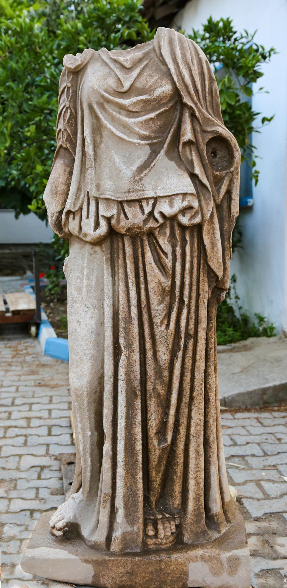The sculpture of a noblewoman, inspired by a Greek statue sculpted by a famous artist, was the first significant find of the 2021 season in the ancient city of Metropolis.