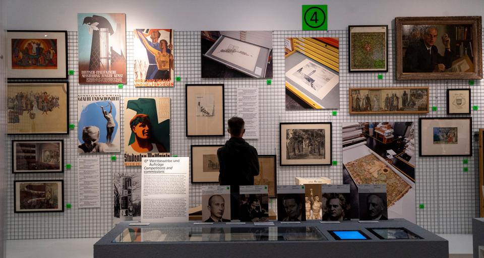 The exhibition of works from the Nazi era is confined to two rooms of the Vienna Museum, unlike the other works that the museum displays on its large walls.