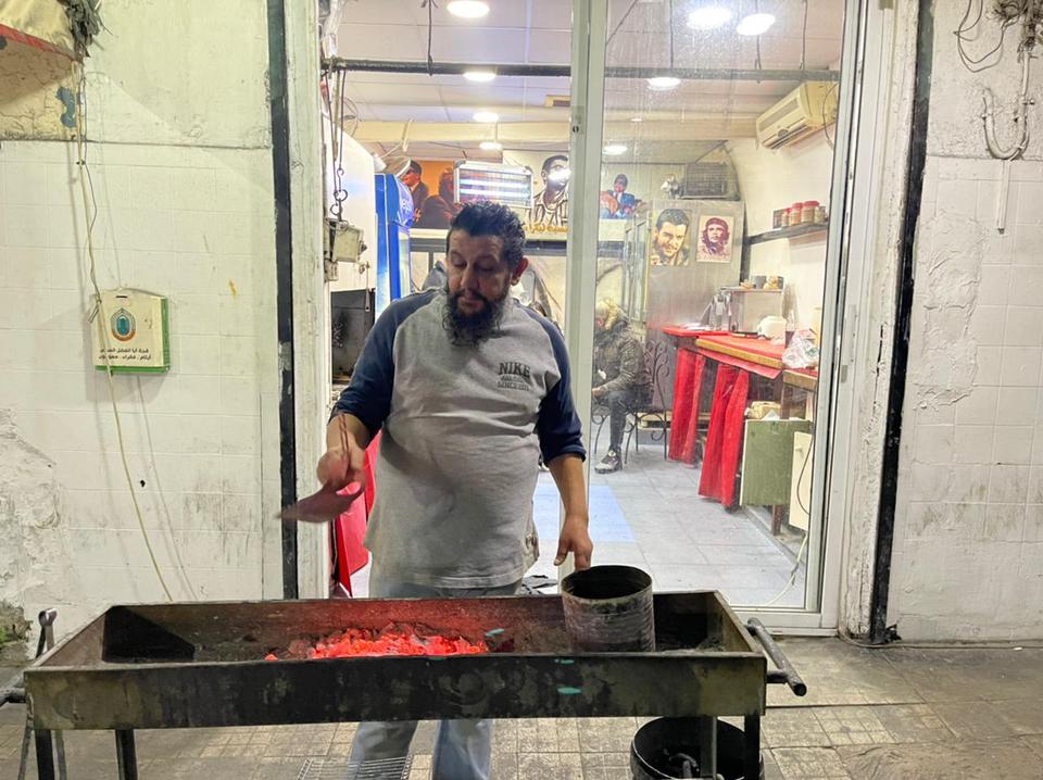 Hassan Khalife never separates hungry people. Despite the significant drop in wages over the last two years, he says it is his duty to help feed his community.