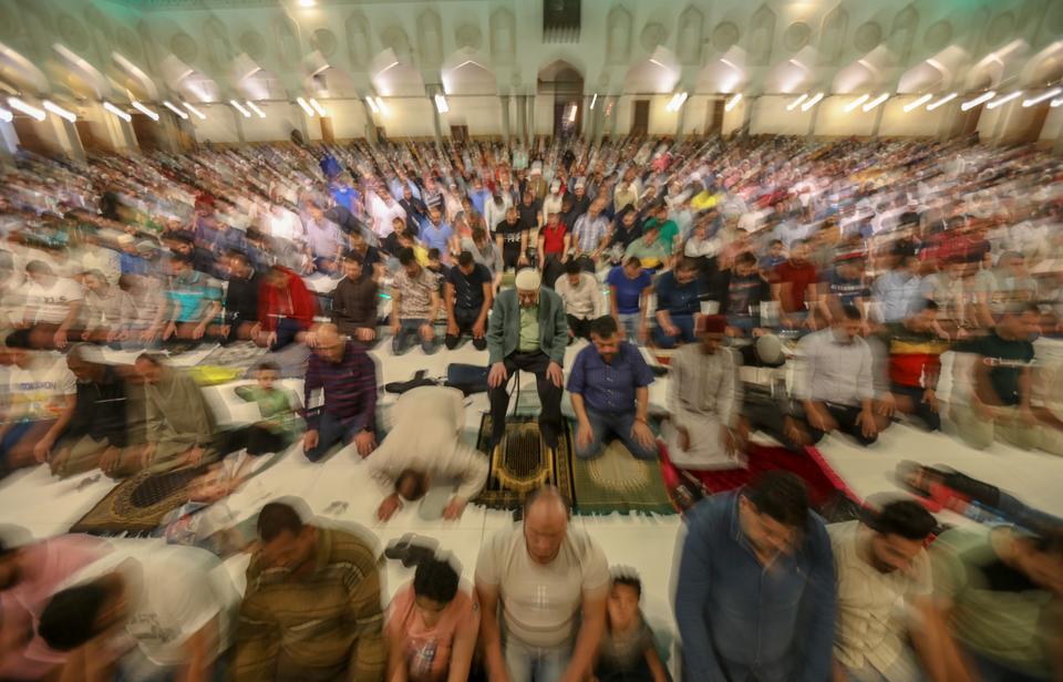 Worshipers perform prayer at Al Azhar Mosque during Laylat al Qadr in Cairo, Egypt.