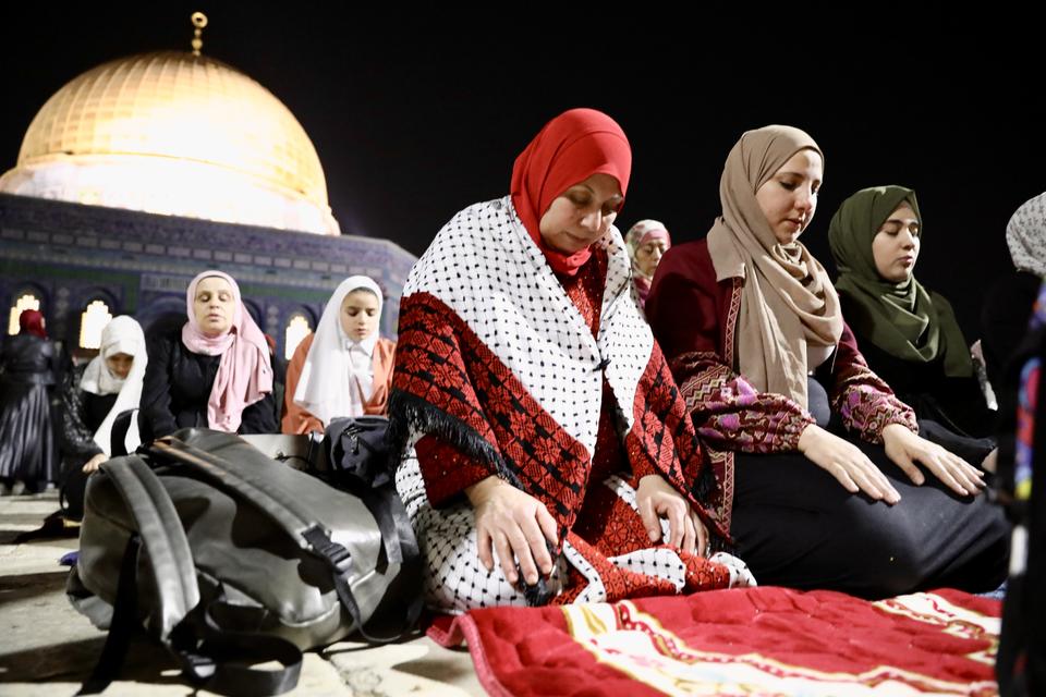 Muslims pray at Al Aqsa Mosque during Laylat al Qadr in occupied East Jerusalem.