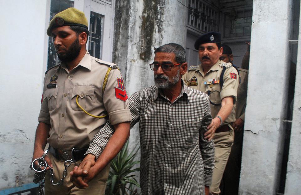 Eight accused of gang raping, murdering Kashmiri girl plead not guilty