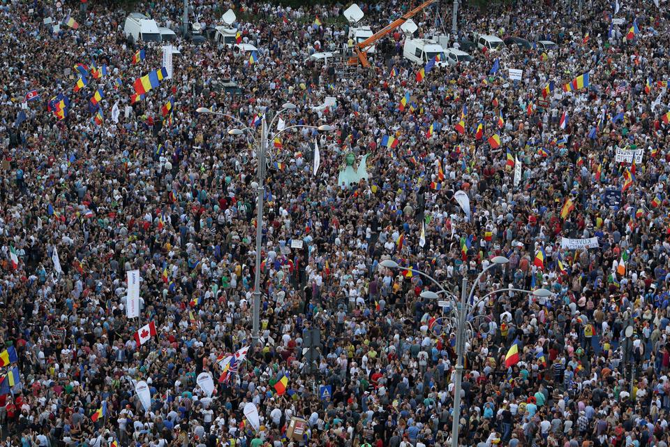 Thousands of Romanians joined an anti-government rally in the capital Bucharest, Romania on August 10, 2018.