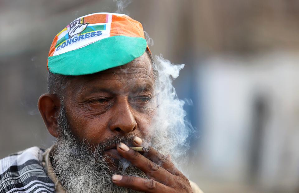 The fight in some of Uttar Pradesh's districts is largely being fought between BJP and anti-BJP alliance. Barring few seats, opposition Congress is billed to remain in a tight spot.